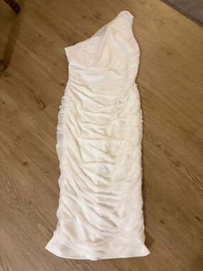 One-Shoulder White Ruched Sheath Dress